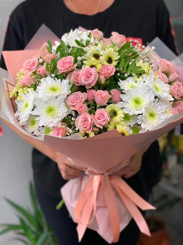 Букет цветов из: Розы и Хризантемы в Масловой Пристани