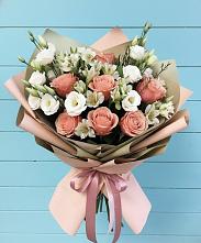 Букет цветов из:  Розы, Альстромерии и Лизиантусы в Масловой Пристани