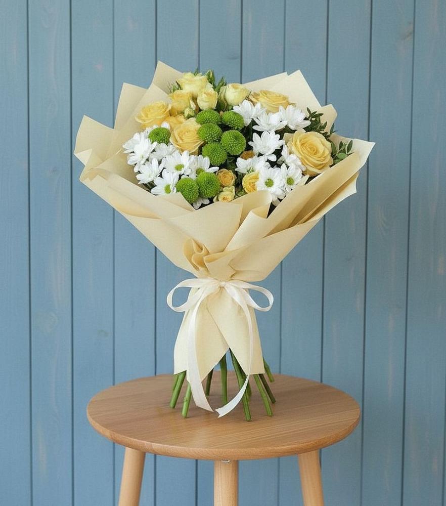 Букет цветов из: Хризантемы и Розы в Масловой Пристани