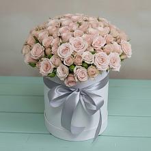 Цветочная композиция из Розы в шляпной коробке в Масловой Пристани