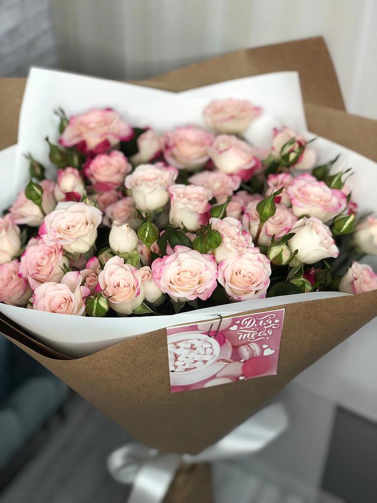 Букет цветов из: Розы в Масловой Пристани