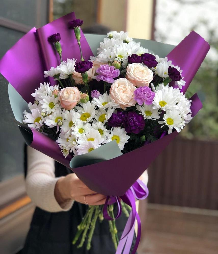 Букет цветов из: Хризантемы, Гвоздики и Розы в Масловой Пристани