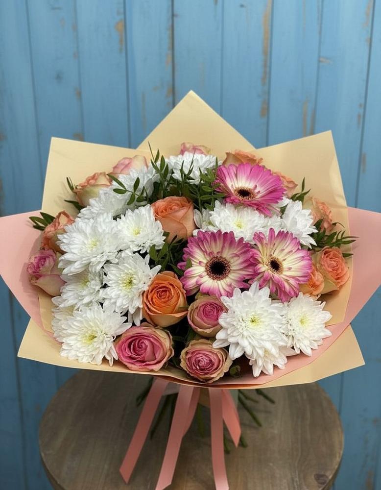 Букет цветов из: Розы, Герберы и Хризантемы в Масловой Пристани