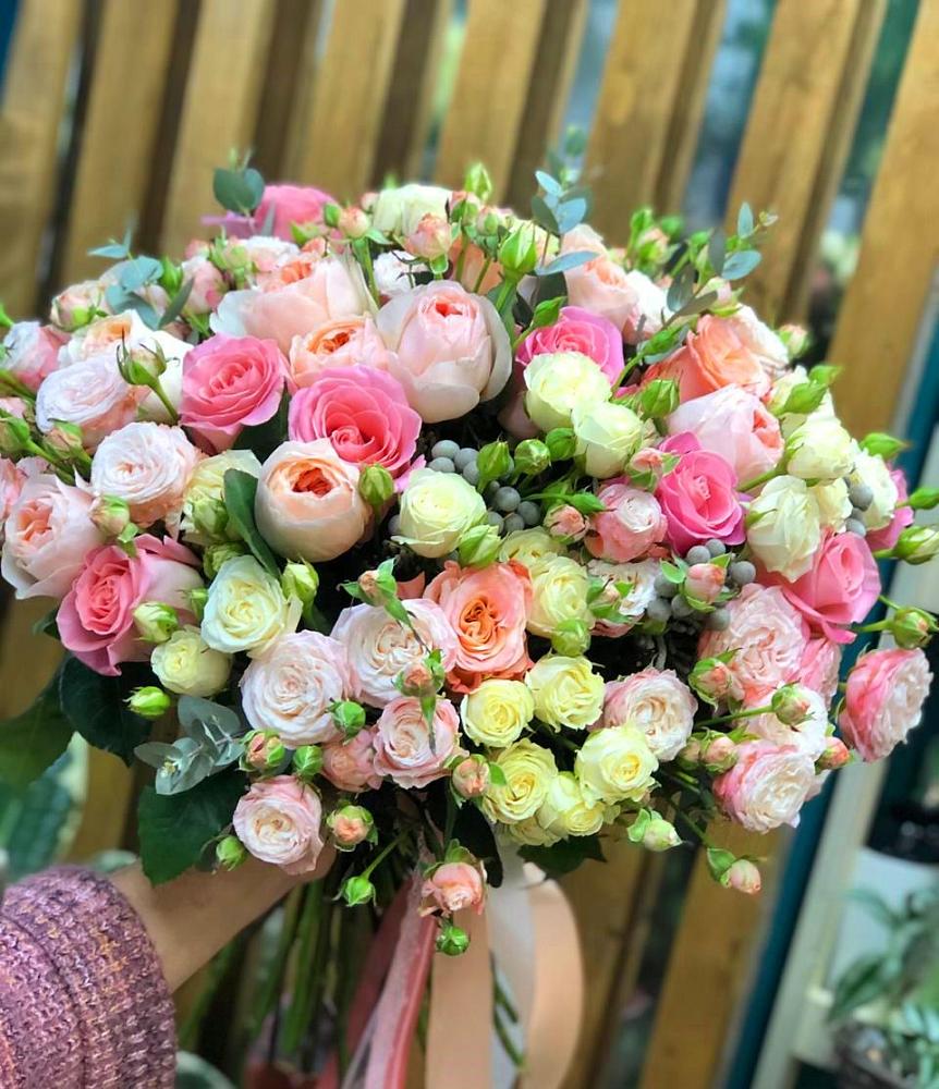 Букет цветов из: Розы в Масловой Пристани