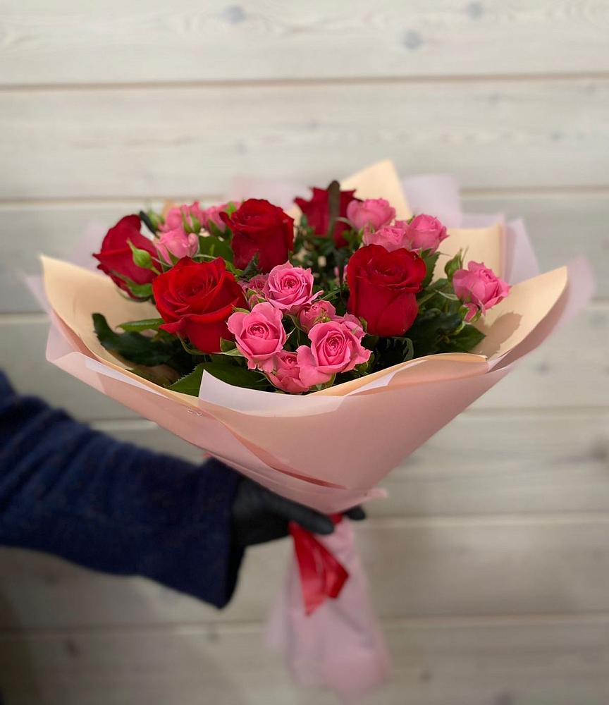 Букет цветов из: Розы в Масловой Пристани