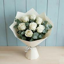 Букет Белые розы в Эвкалипте в Масловой Пристани
