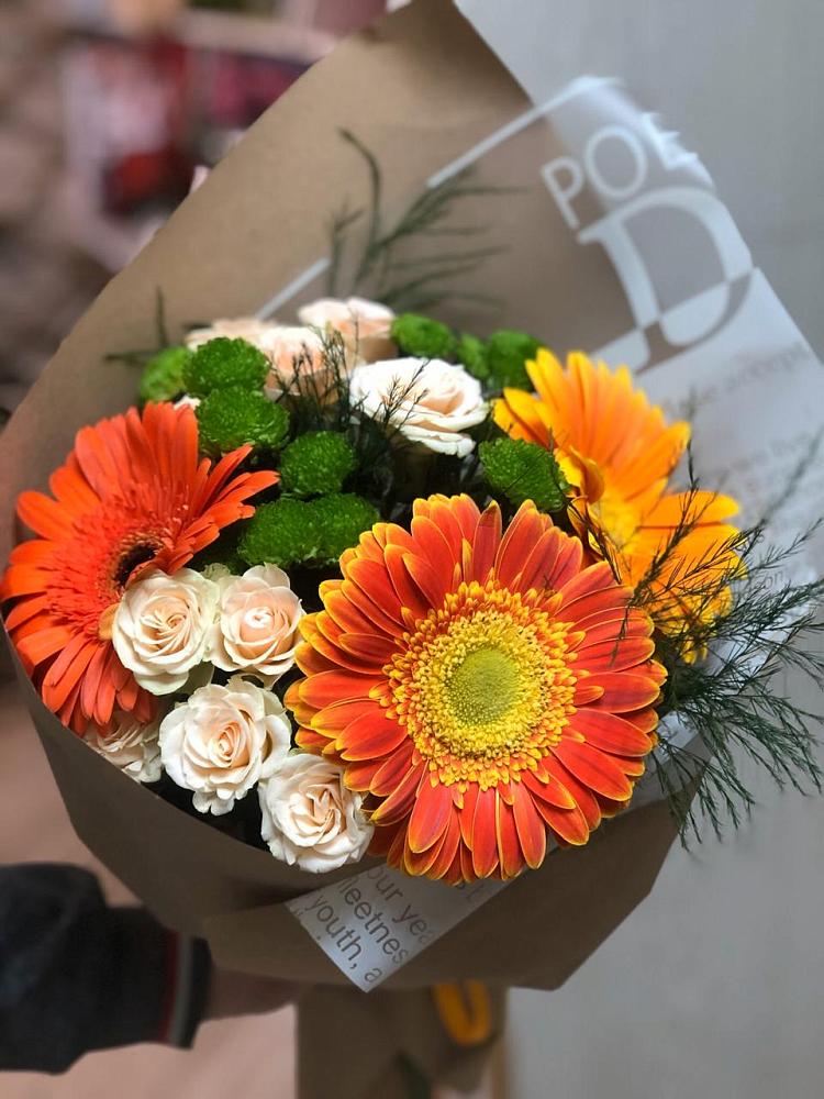 Букет цветов из: Герберы, Хризантемы и Розы в Масловой Пристани